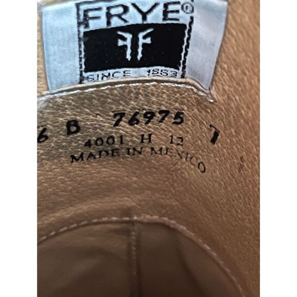 Frye brown riding boots sz 6B - Picture 6 of 7